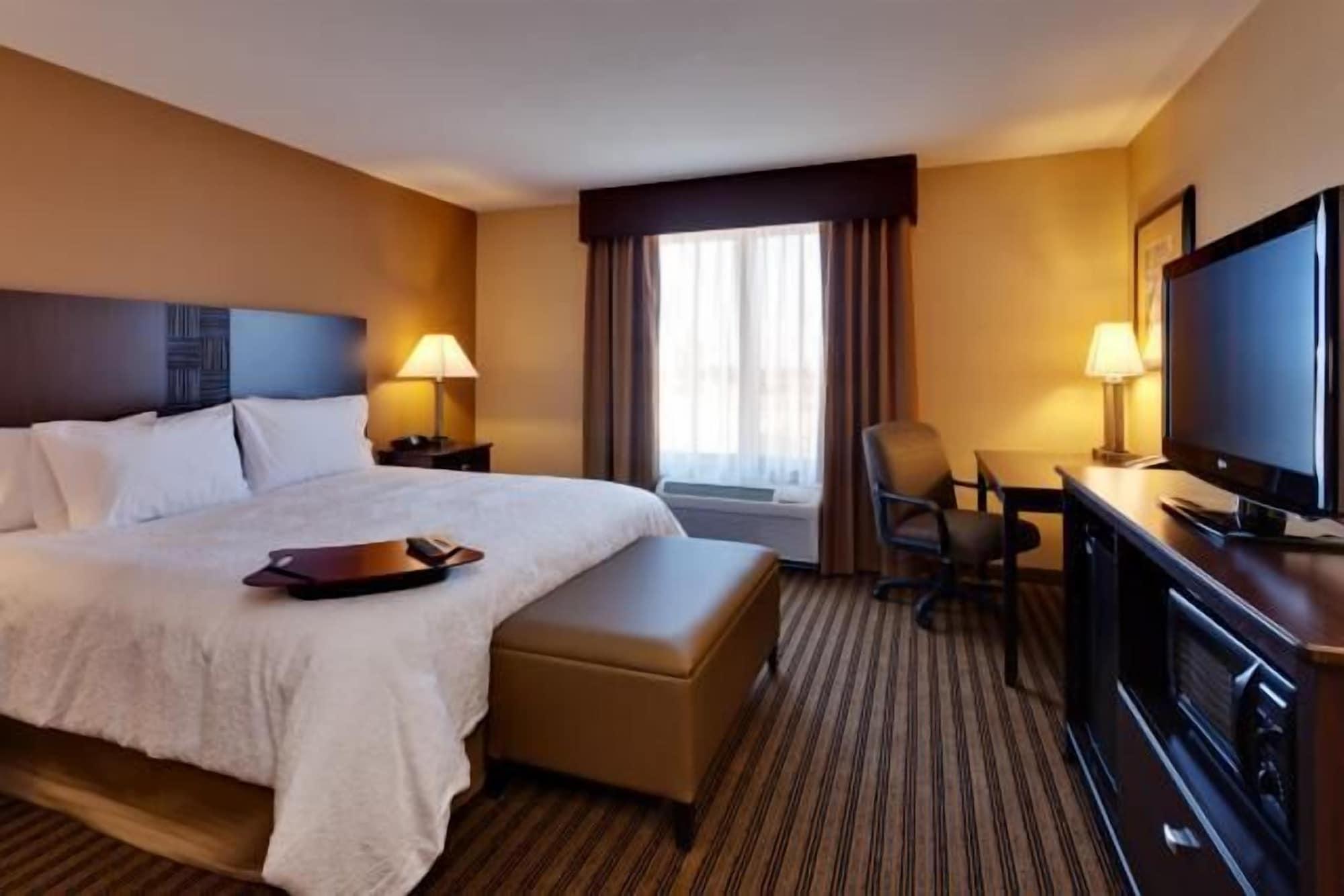 Hampton Inn & Suites Fresno - Northwest Herndon Экстерьер фото