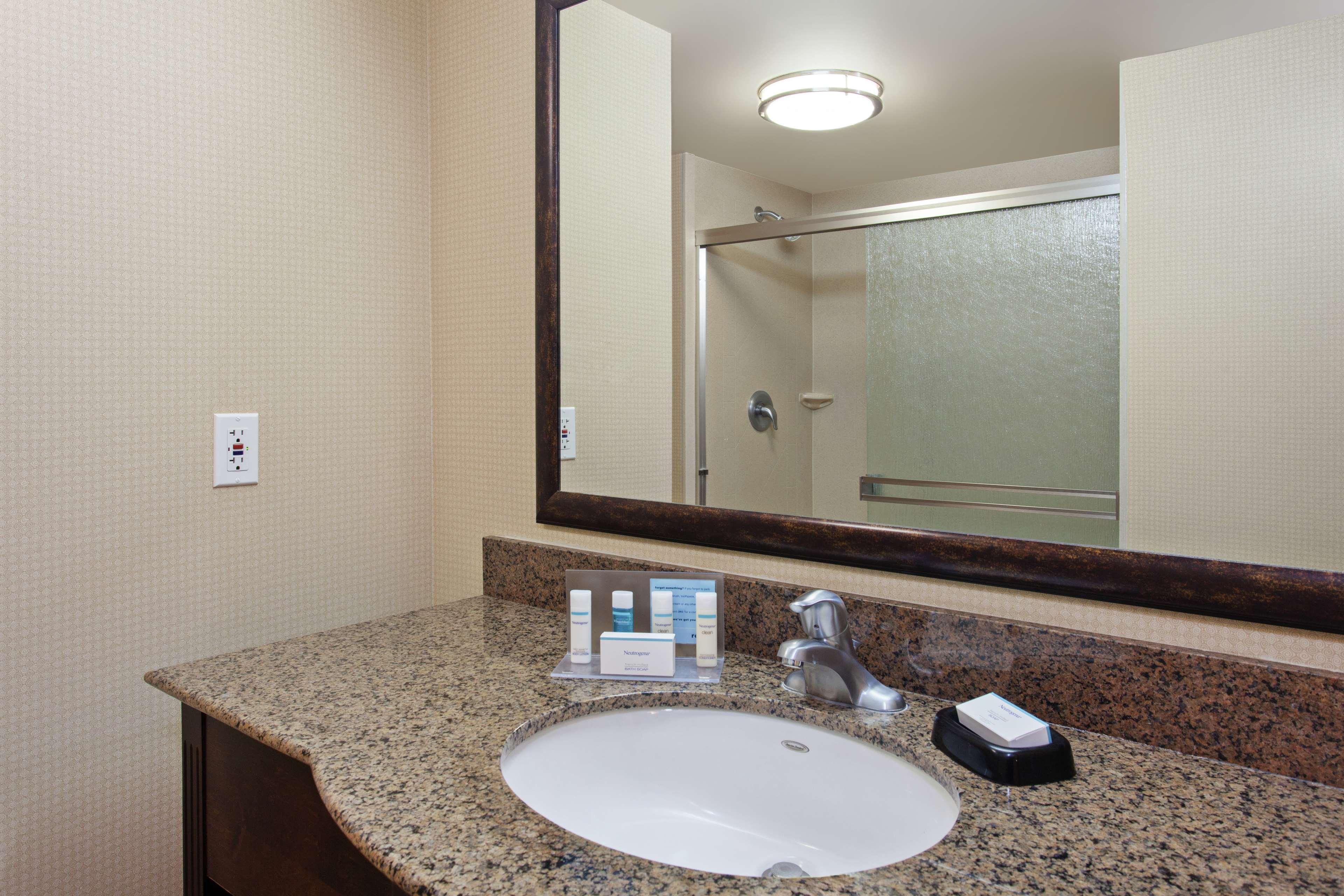 Hampton Inn & Suites Fresno - Northwest Herndon Экстерьер фото
