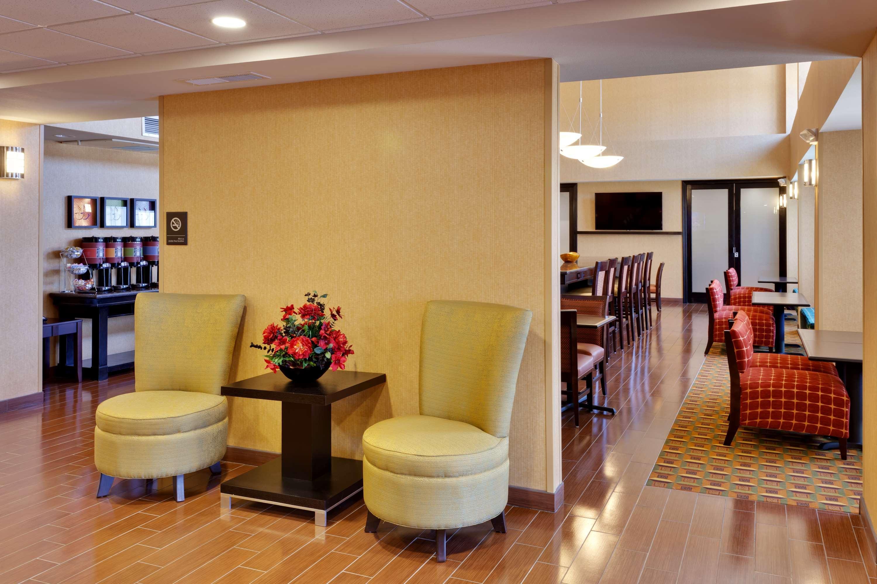 Hampton Inn & Suites Fresno - Northwest Herndon Ресторан фото