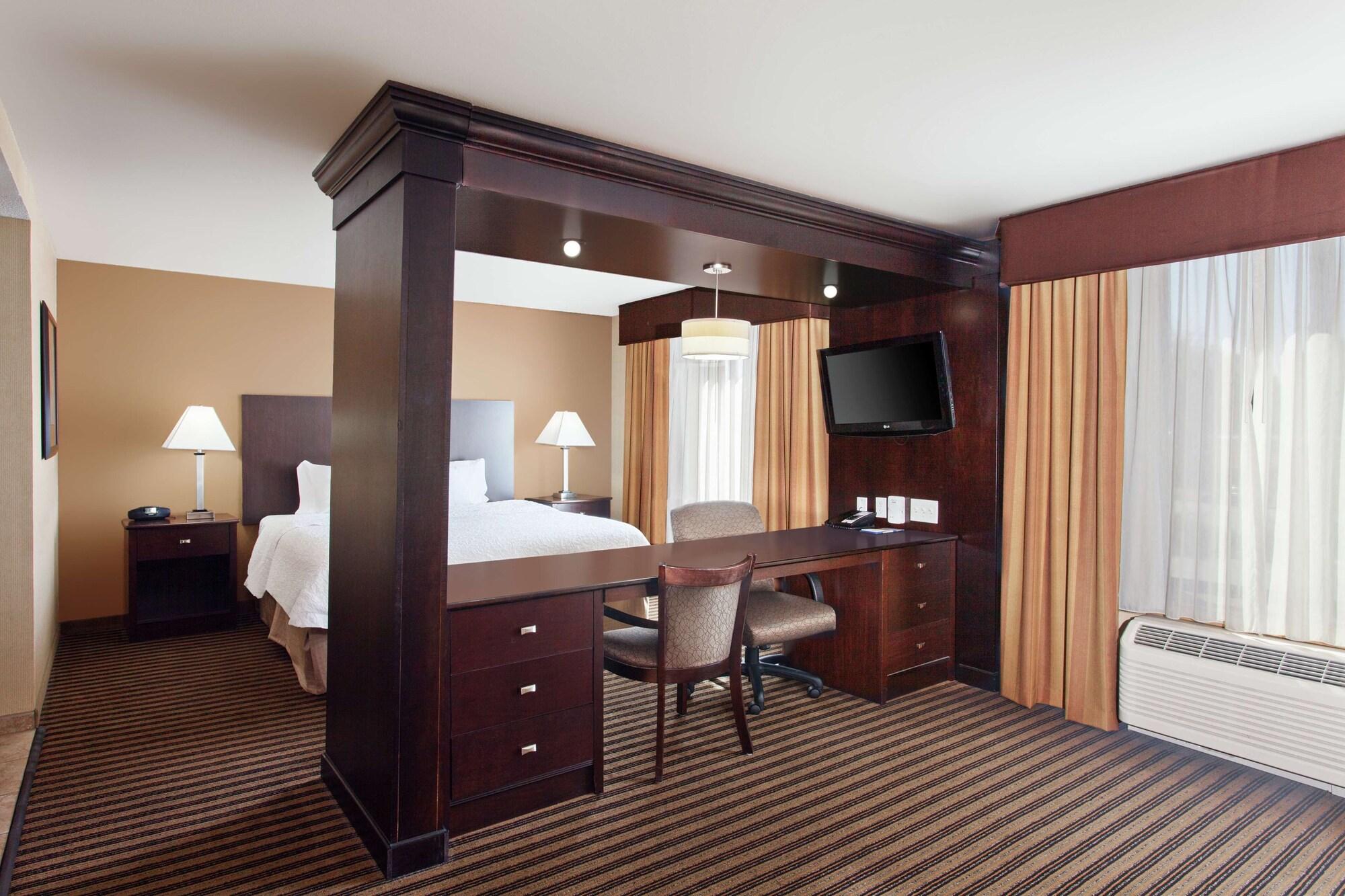 Hampton Inn & Suites Fresno - Northwest Herndon Экстерьер фото