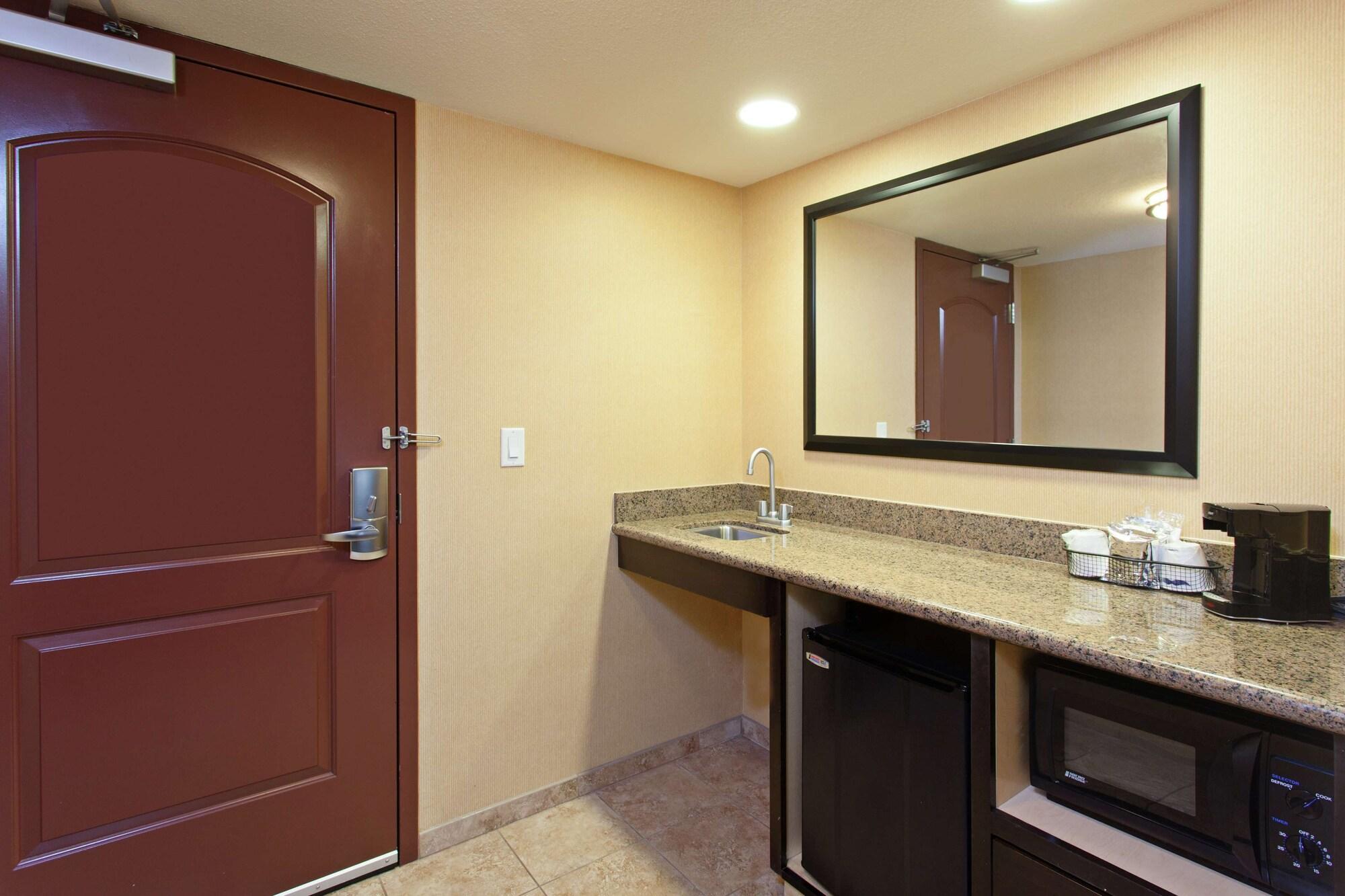 Hampton Inn & Suites Fresno - Northwest Herndon Экстерьер фото