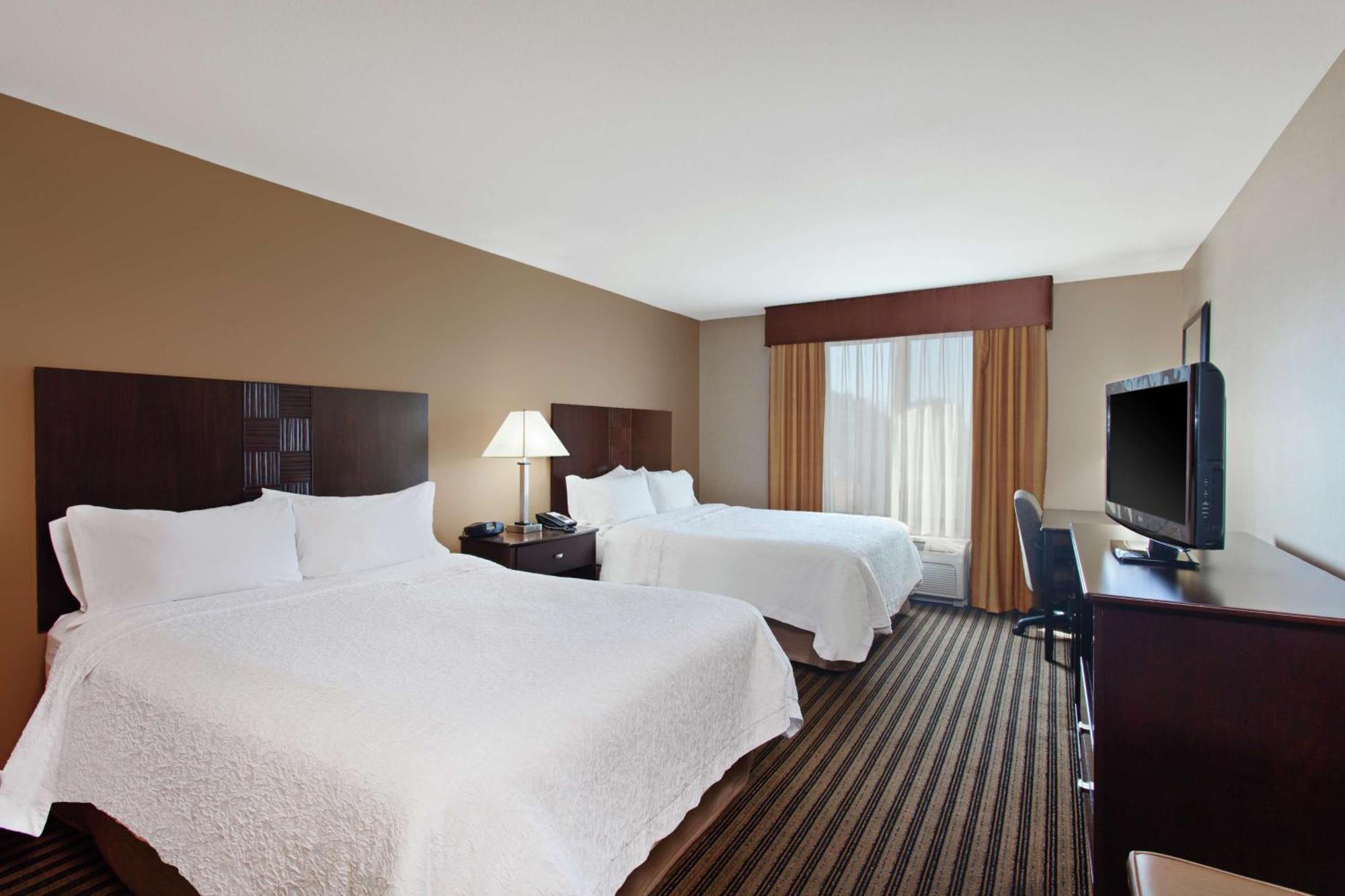 Hampton Inn & Suites Fresno - Northwest Herndon Экстерьер фото